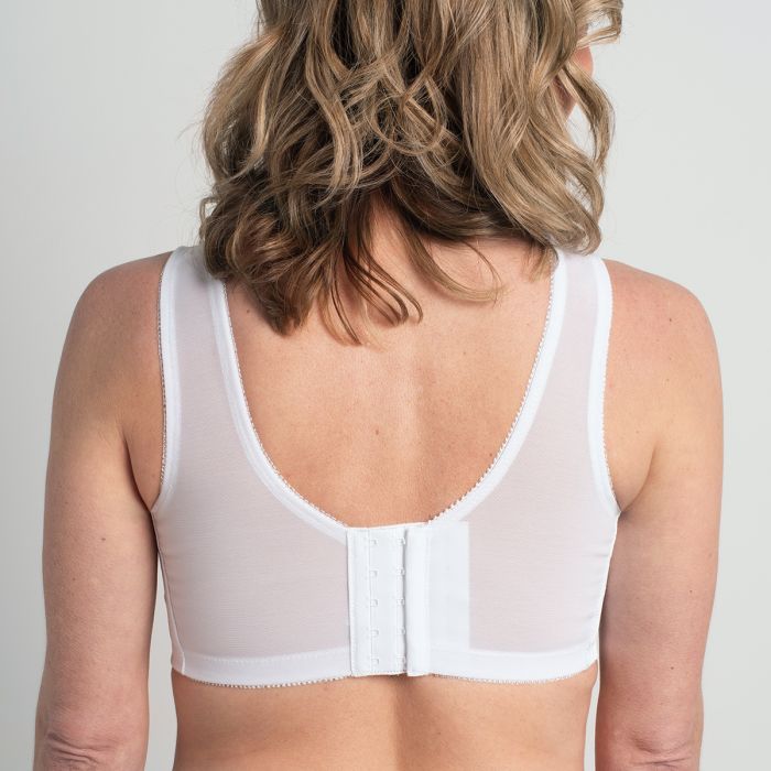 Jodee Mastectomy Bras - Wear with form or wear it flat. Your perfect  balance is YOUR choice, we can assure you that. 💕 Find your perfect fit  after a surgical procedure, when